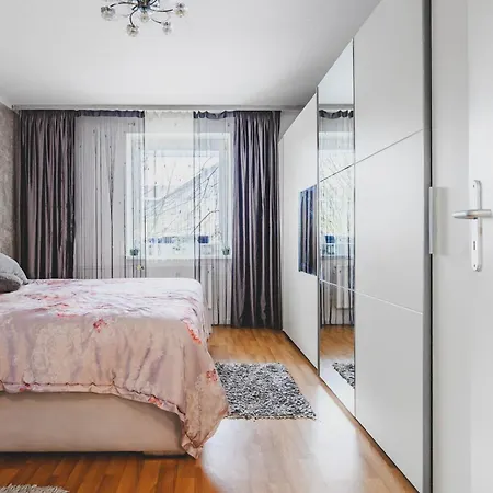 Appartement 4 In Mittelfeld Nahe Messe *